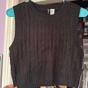 H&M’s Vest